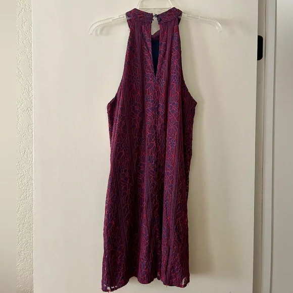 Burgundy & Purple Knee-length Dress - Picture 5 of 7
